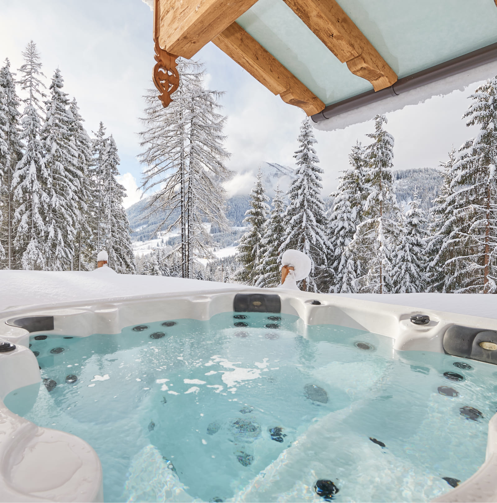 Outdoorpool - Jacuzzi auf eigener Terrasse